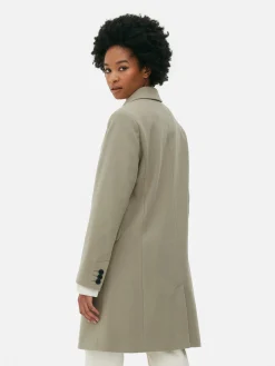 Abrigo Con Botonadura Sencilla