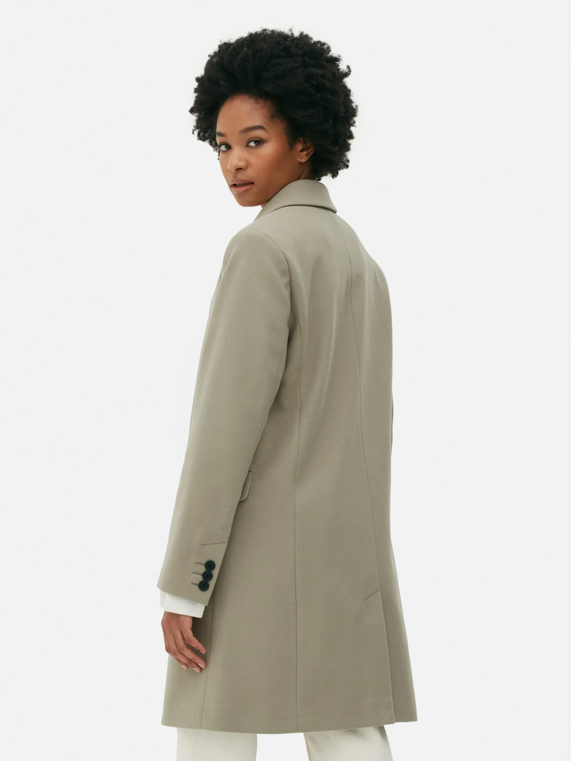 Abrigo Con Botonadura Sencilla