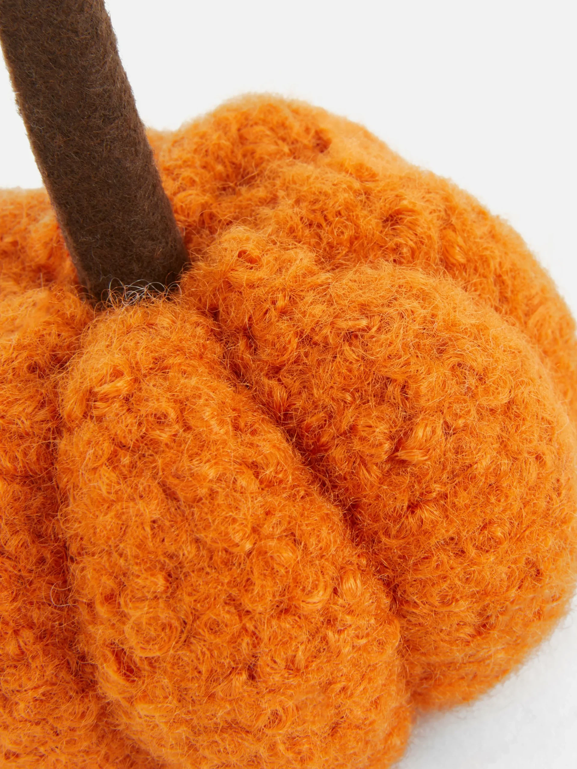 Adorno De Calabaza De Bouclé Pequeño