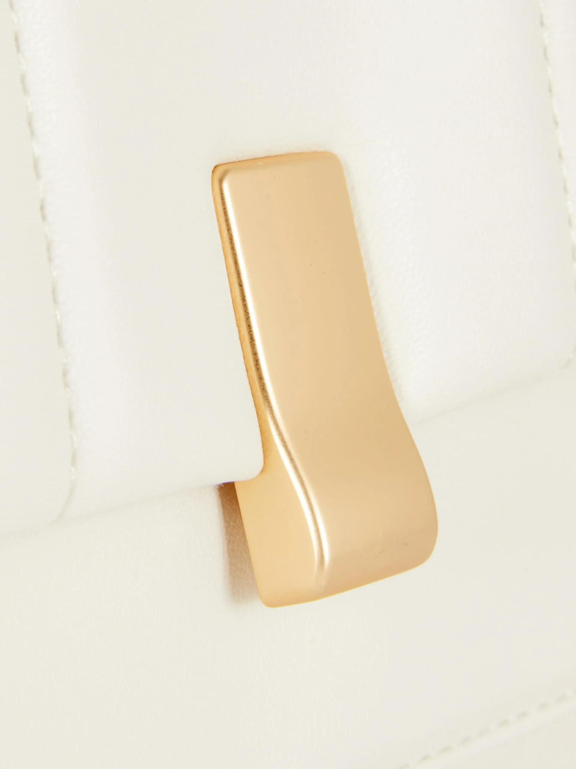 Bandolera Acolchada Con Solapa