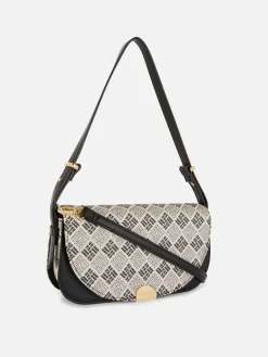 Bandolera Con Solapa Y Monogramas