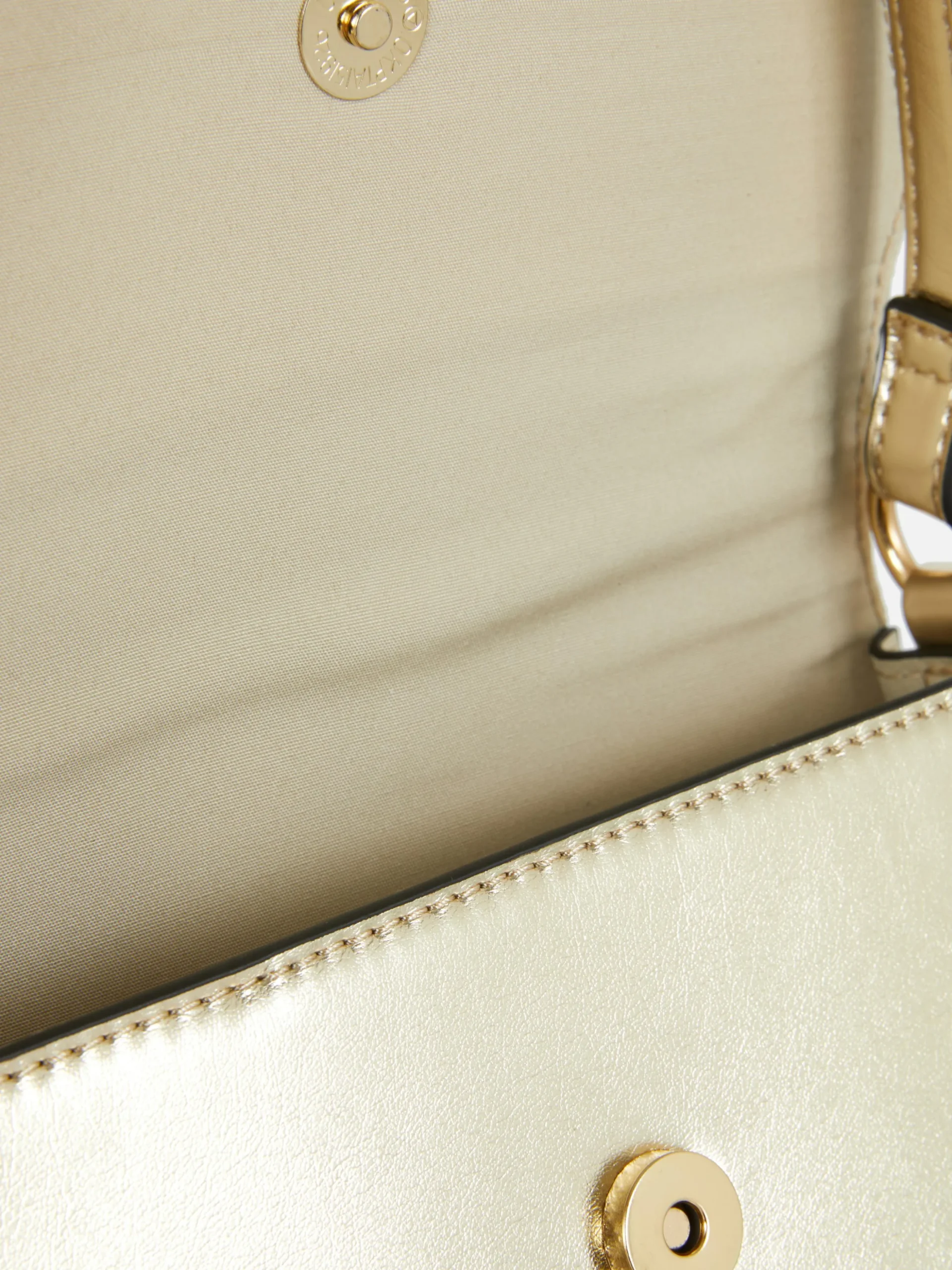 Bandolera De Piel Sintética Con Solapa