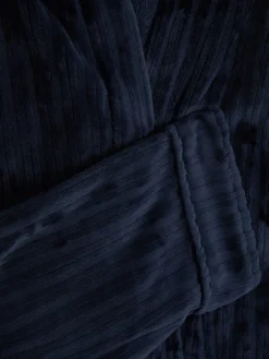 Bata Con Estampado Devoré A Rayas