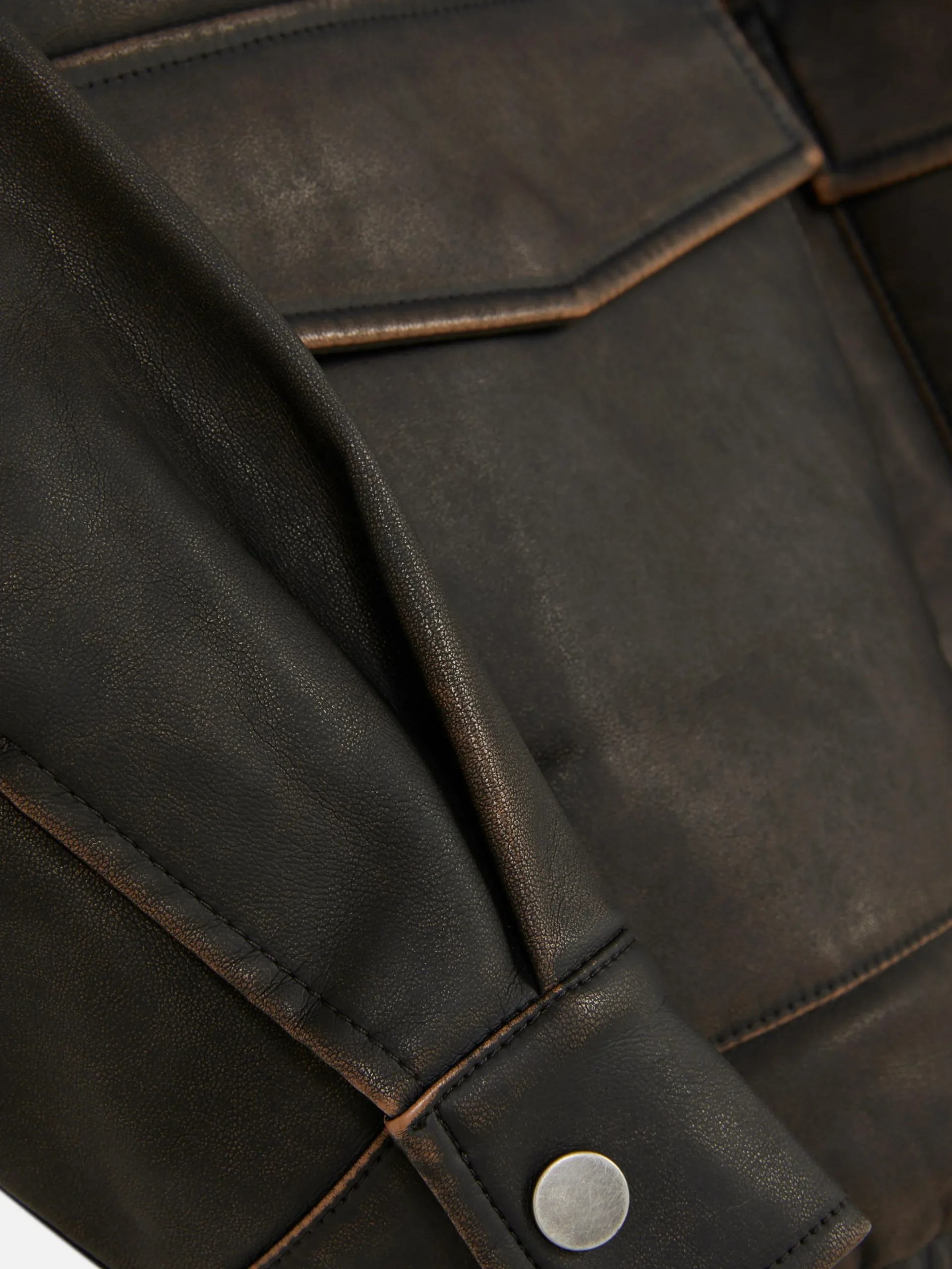 Bómber De Piel Sintética Desgastada De Rita Ora