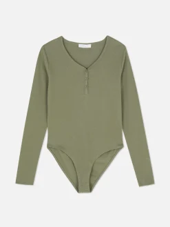 Body De Manga Larga Y Cuello Henley