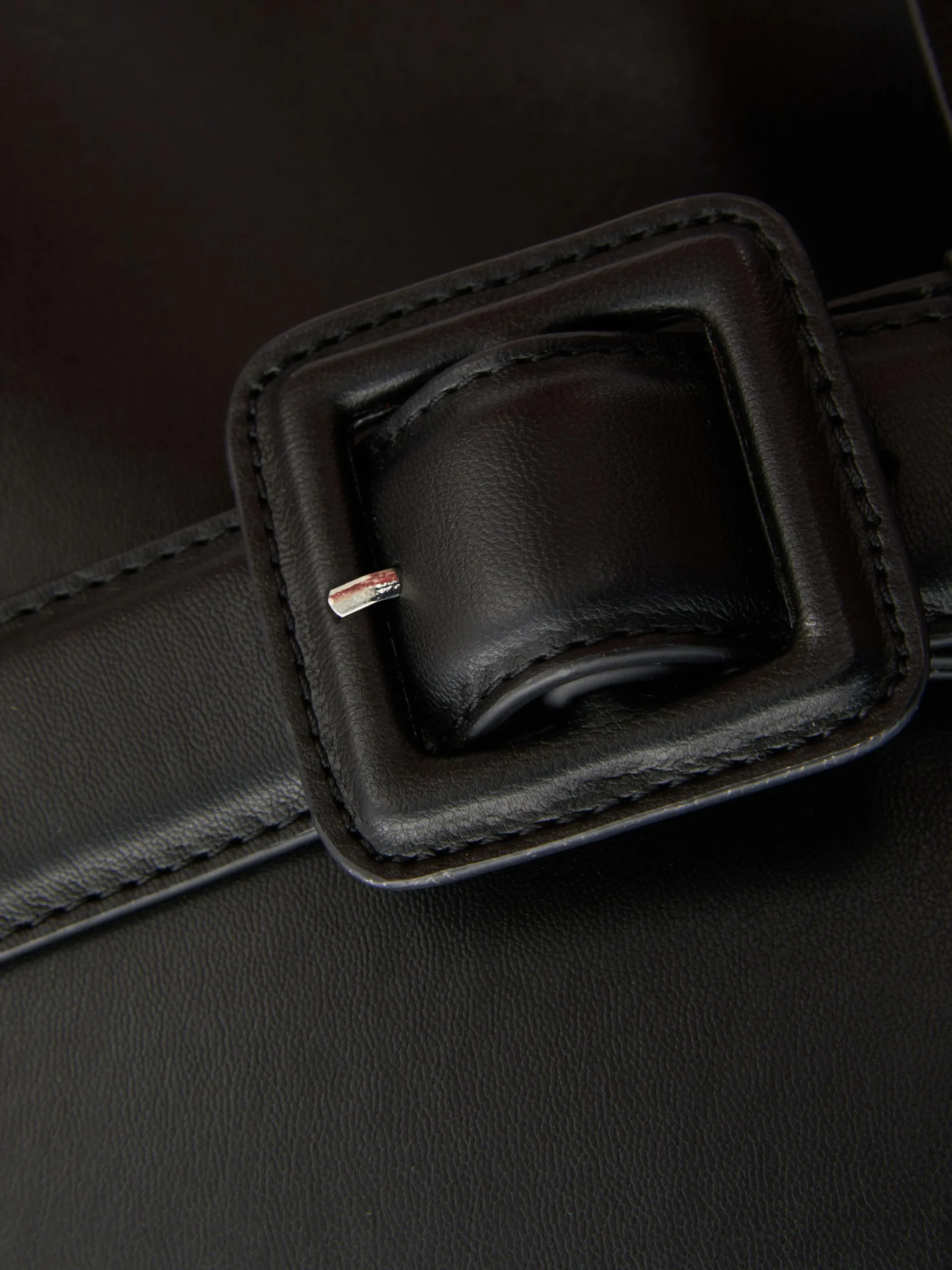 Bolso Tote Tipo Bombonera De Piel Sintética