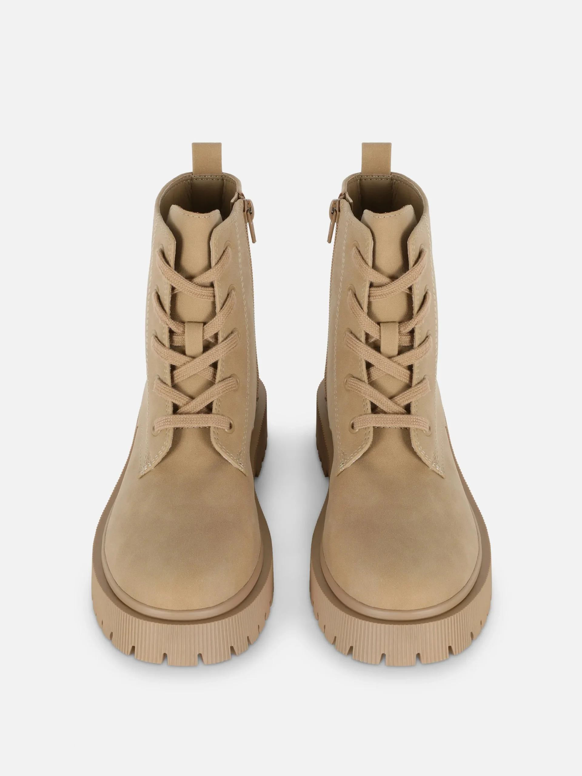 Botas De Antelina Con Cordones