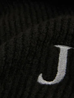 Bufanda De Punto Acanalado Con Inicial Bordada