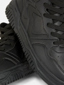 Calzado Deportivo De Caña Alta Con Suela Gruesa