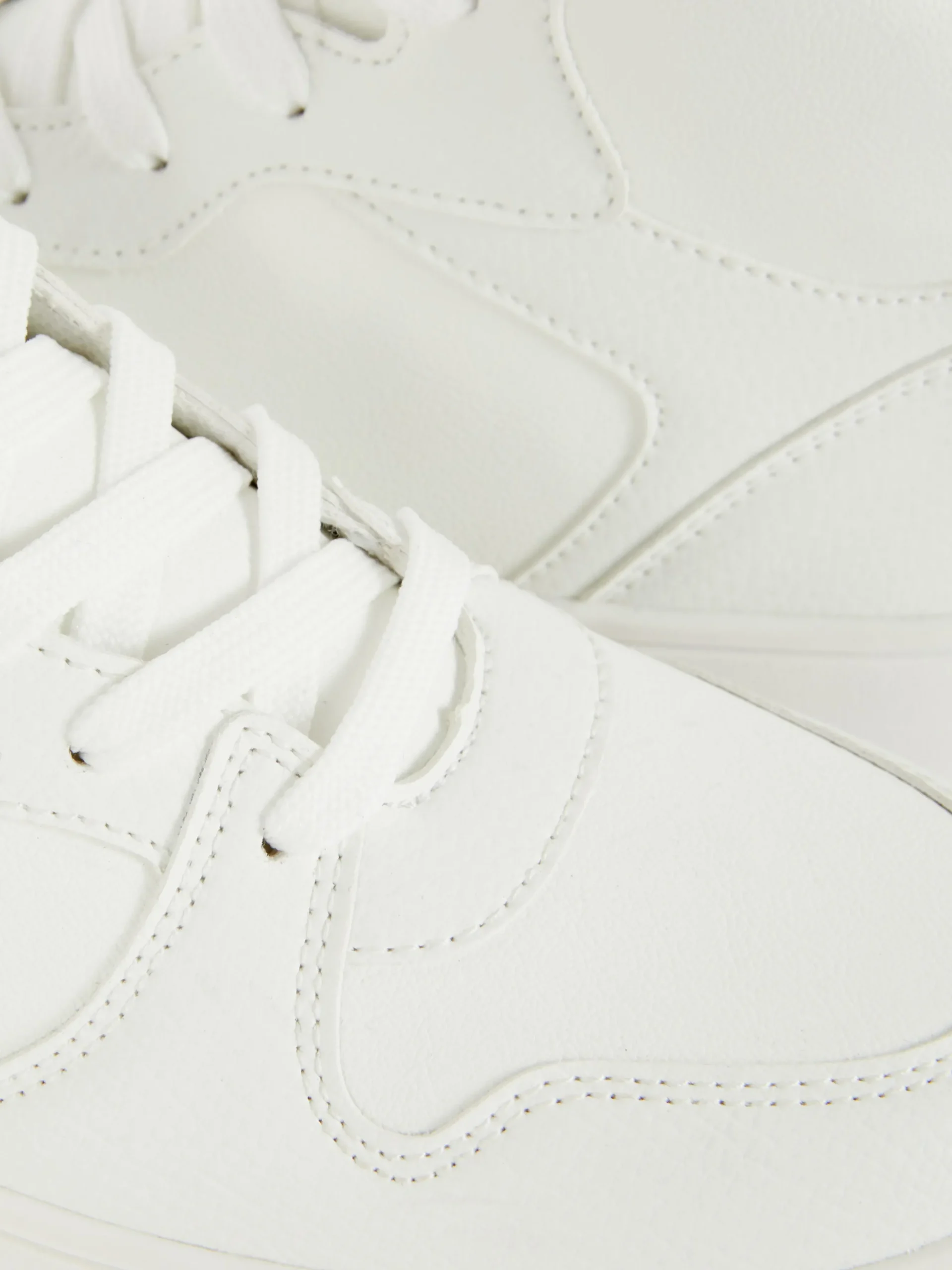 Calzado Deportivo De Caña Alta Con Suela Gruesa