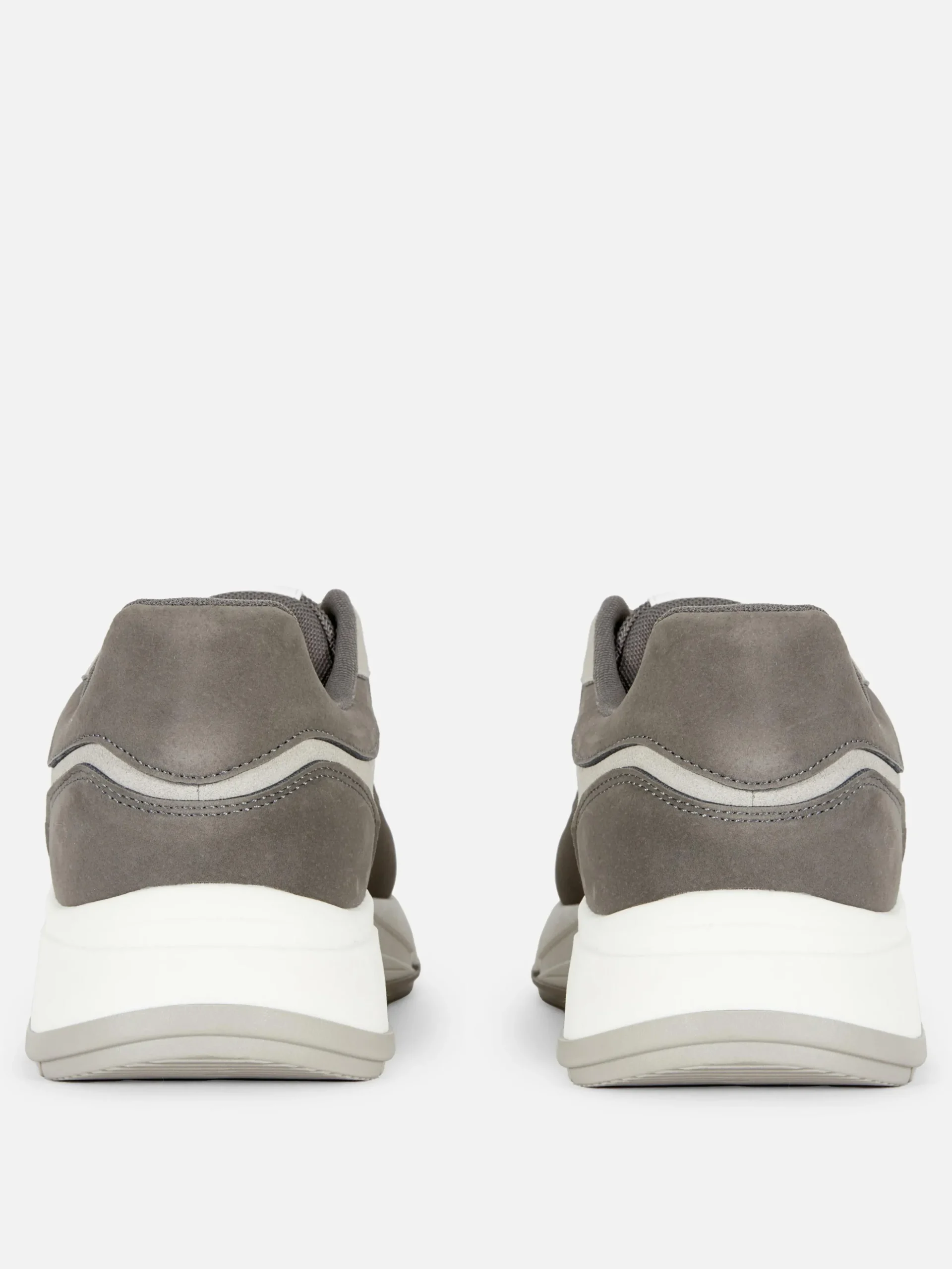 Calzado Deportivo De Suela Gruesa Con Paneles