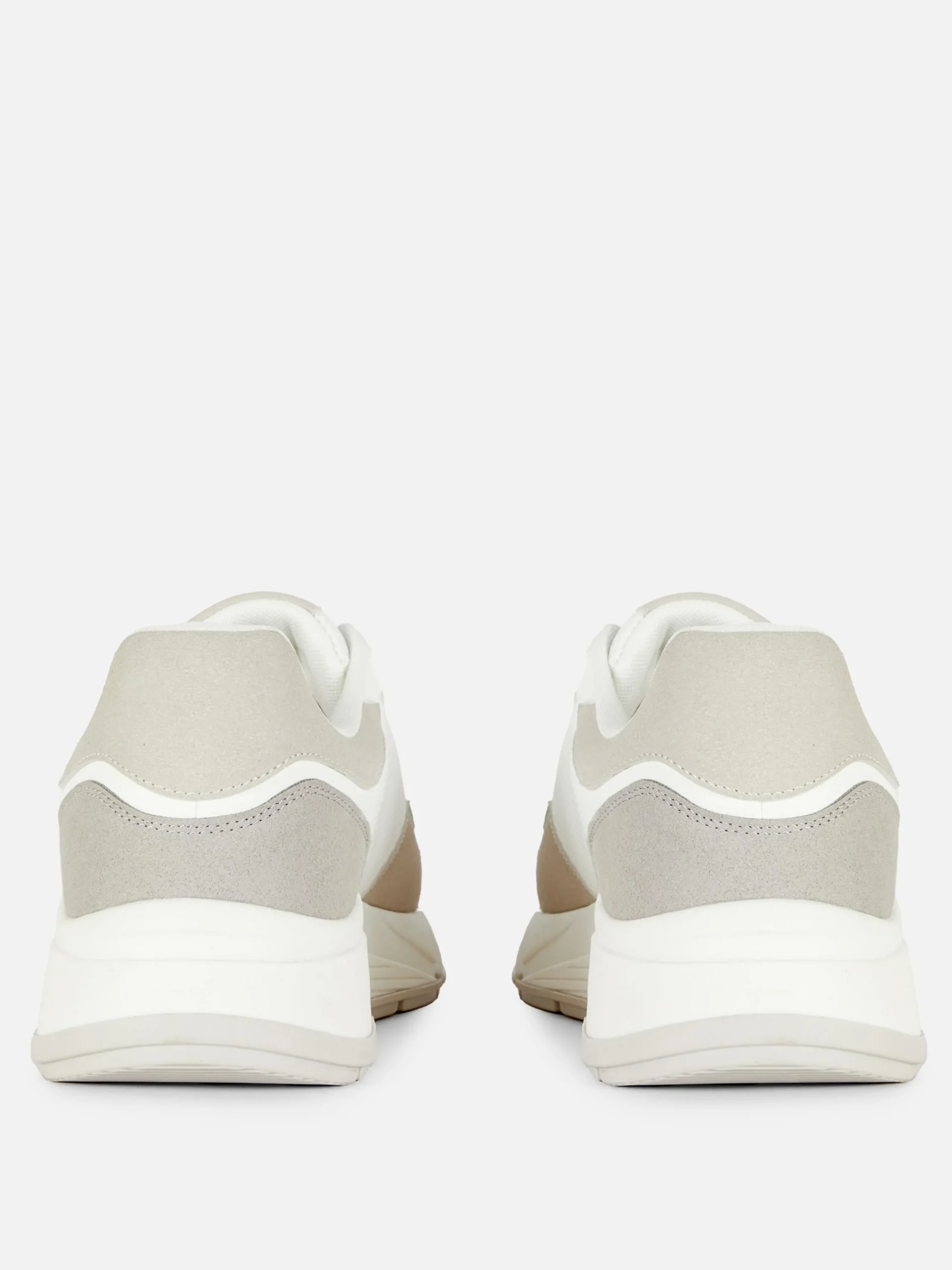 Calzado Deportivo De Suela Gruesa Con Paneles