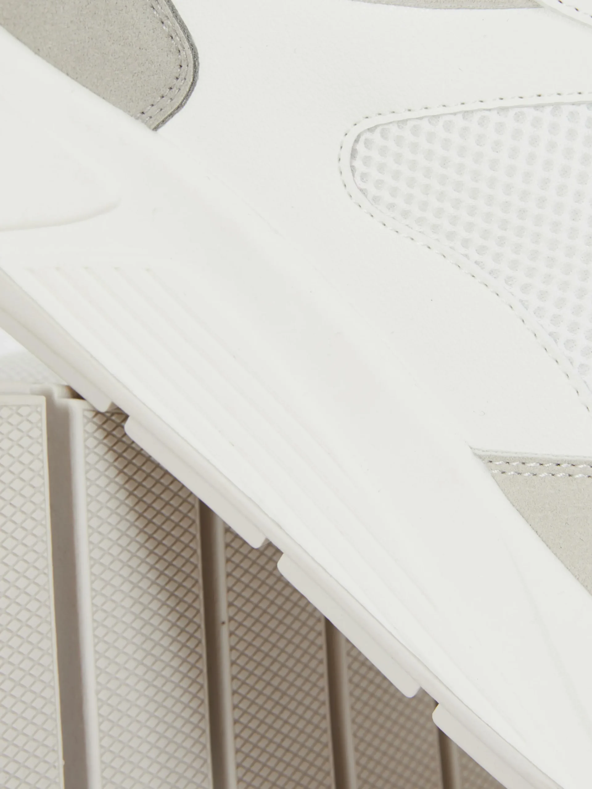 Calzado Deportivo De Suela Gruesa Con Paneles