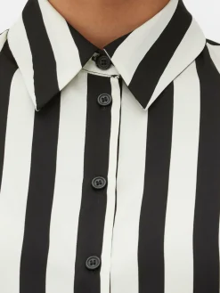 Camisa A Rayas Beetlejuice X Colleen Atwood