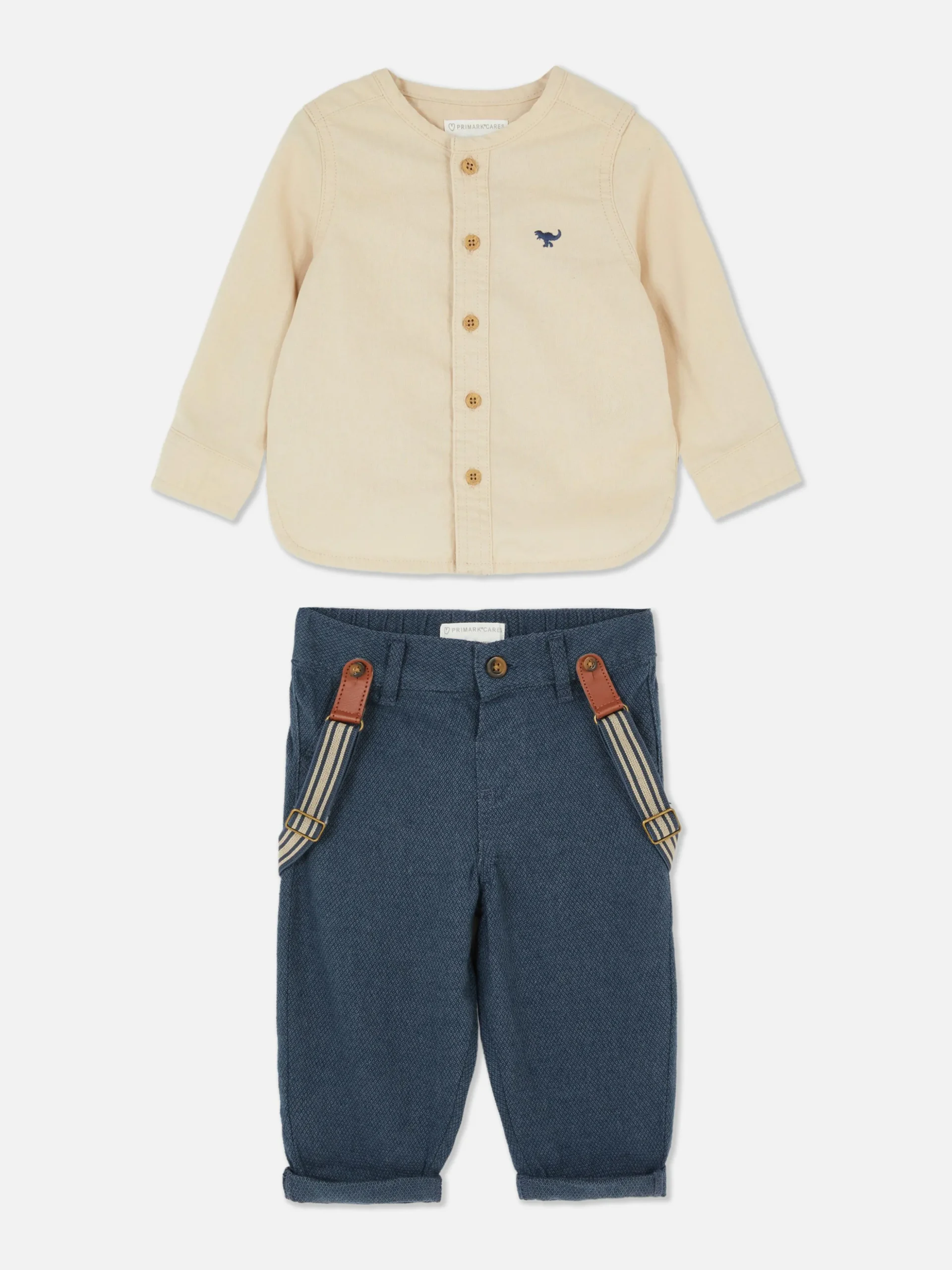 Camisa De Botones Y Pantalones Con Tirantes