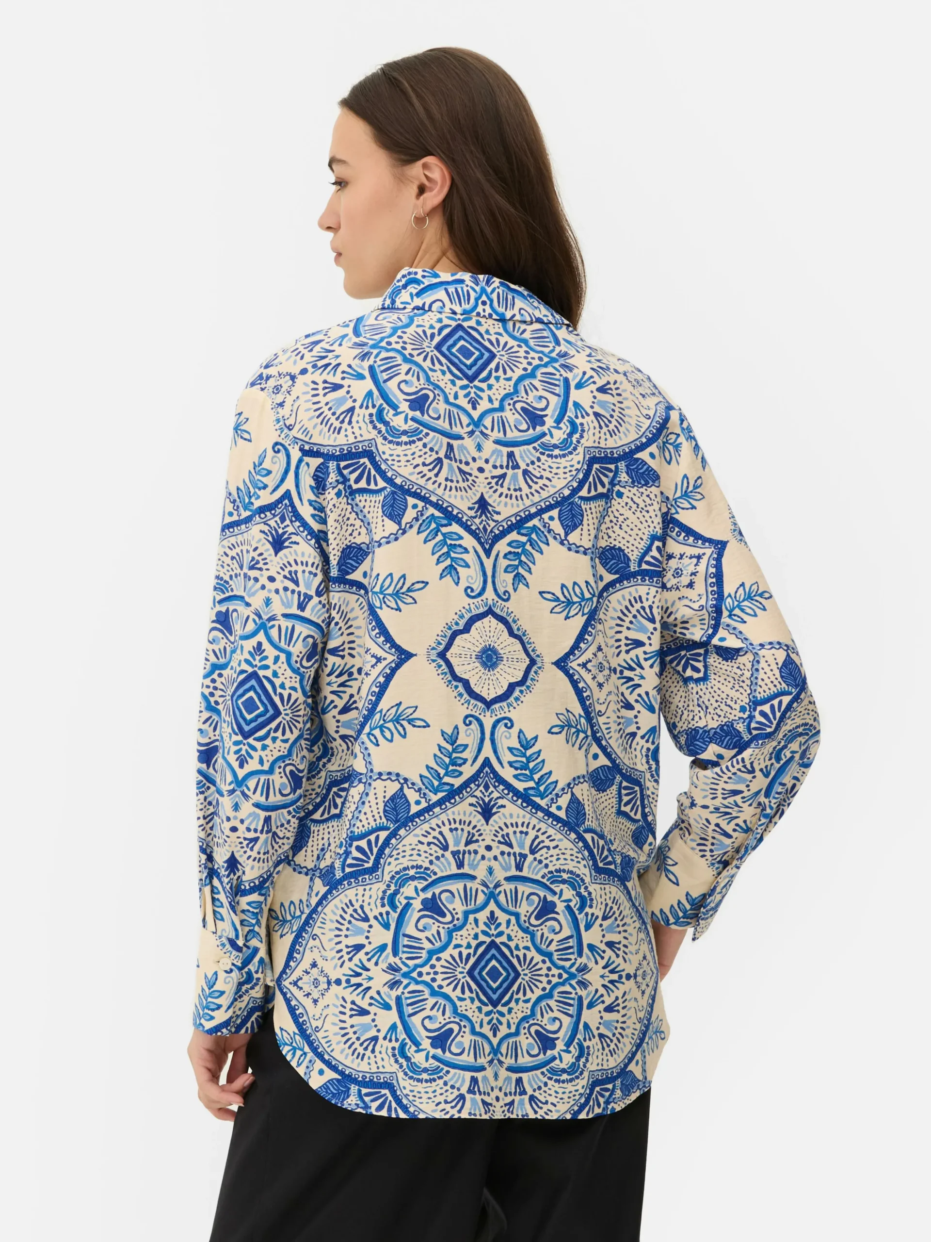 Camisa De Manga Larga Floral Abstracta