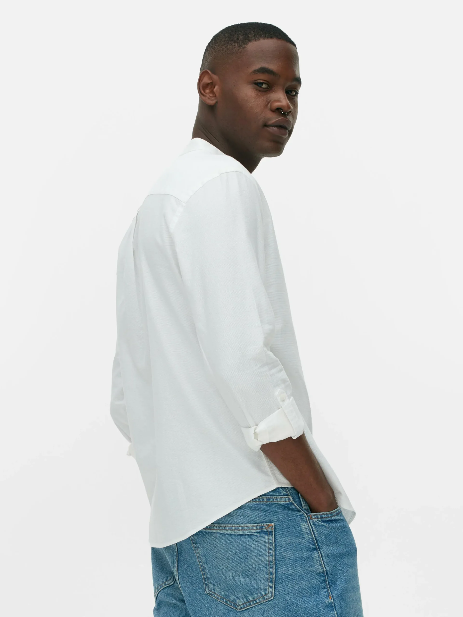 Camisa De Mangas Enrolladas Con Botones