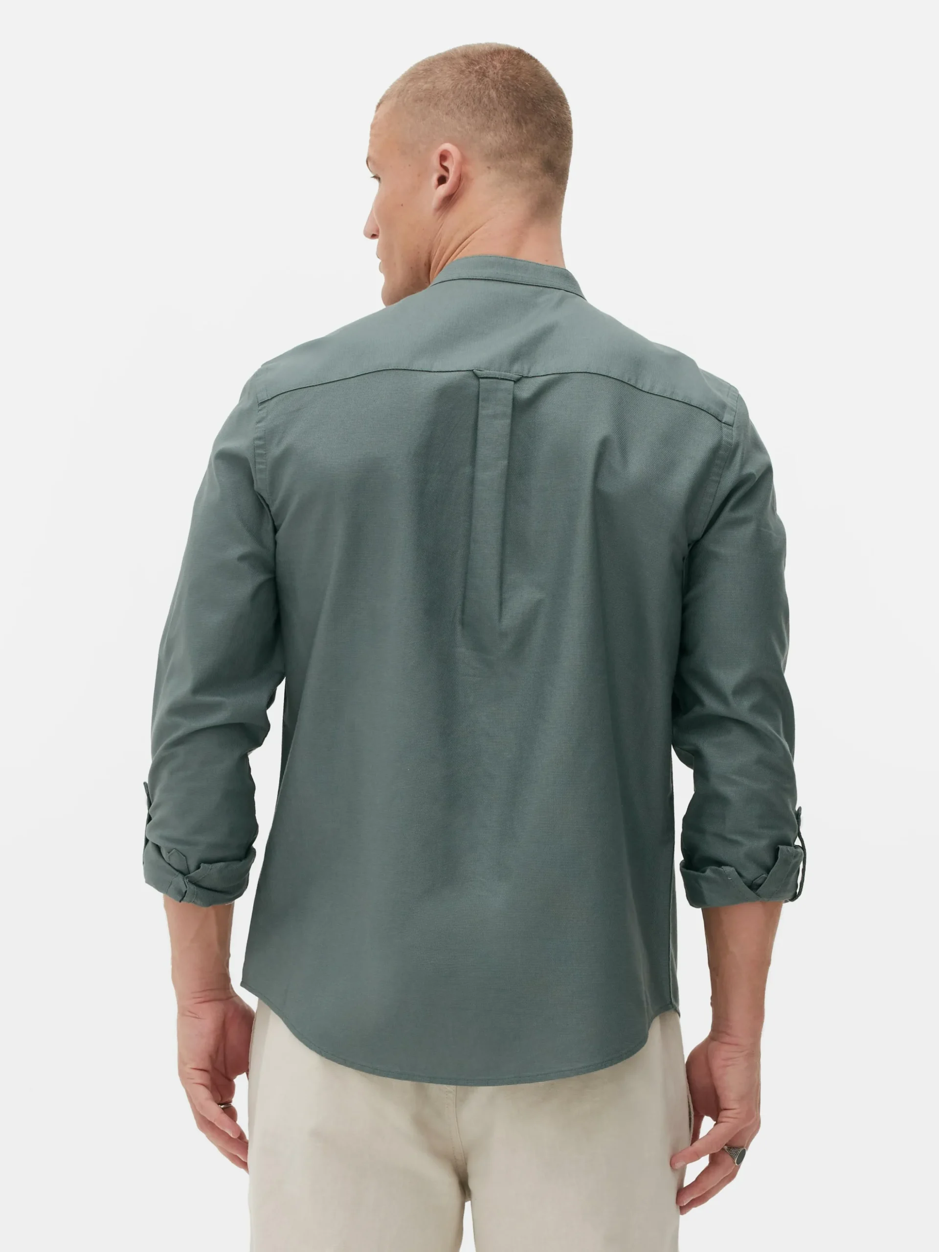 Camisa De Mangas Enrolladas Con Botones