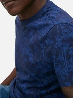 Camiseta Con Cuello Redondo Y árboles Japoneses