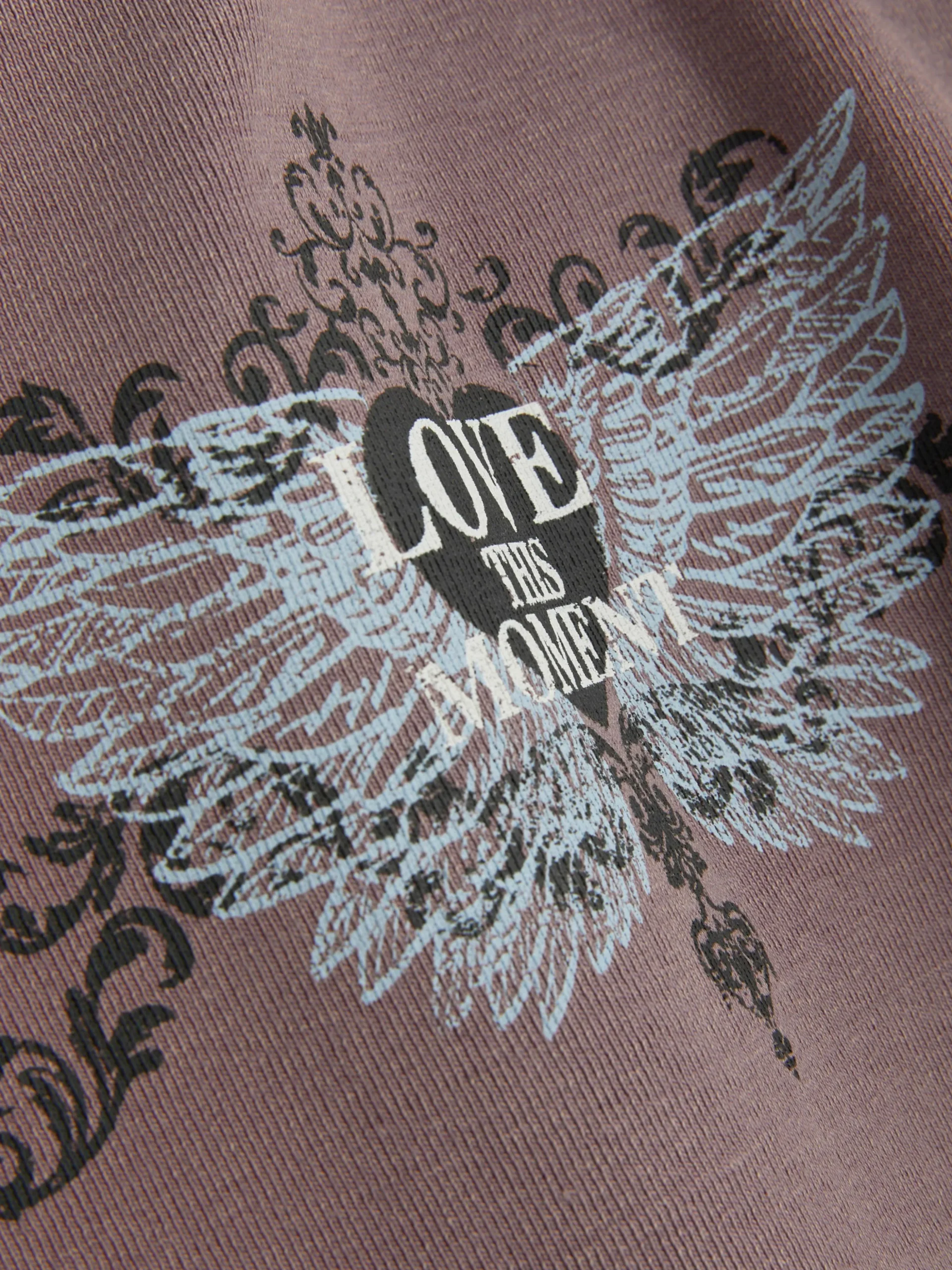 Camiseta Con Efecto Lavado Y Estampado De Mariposas