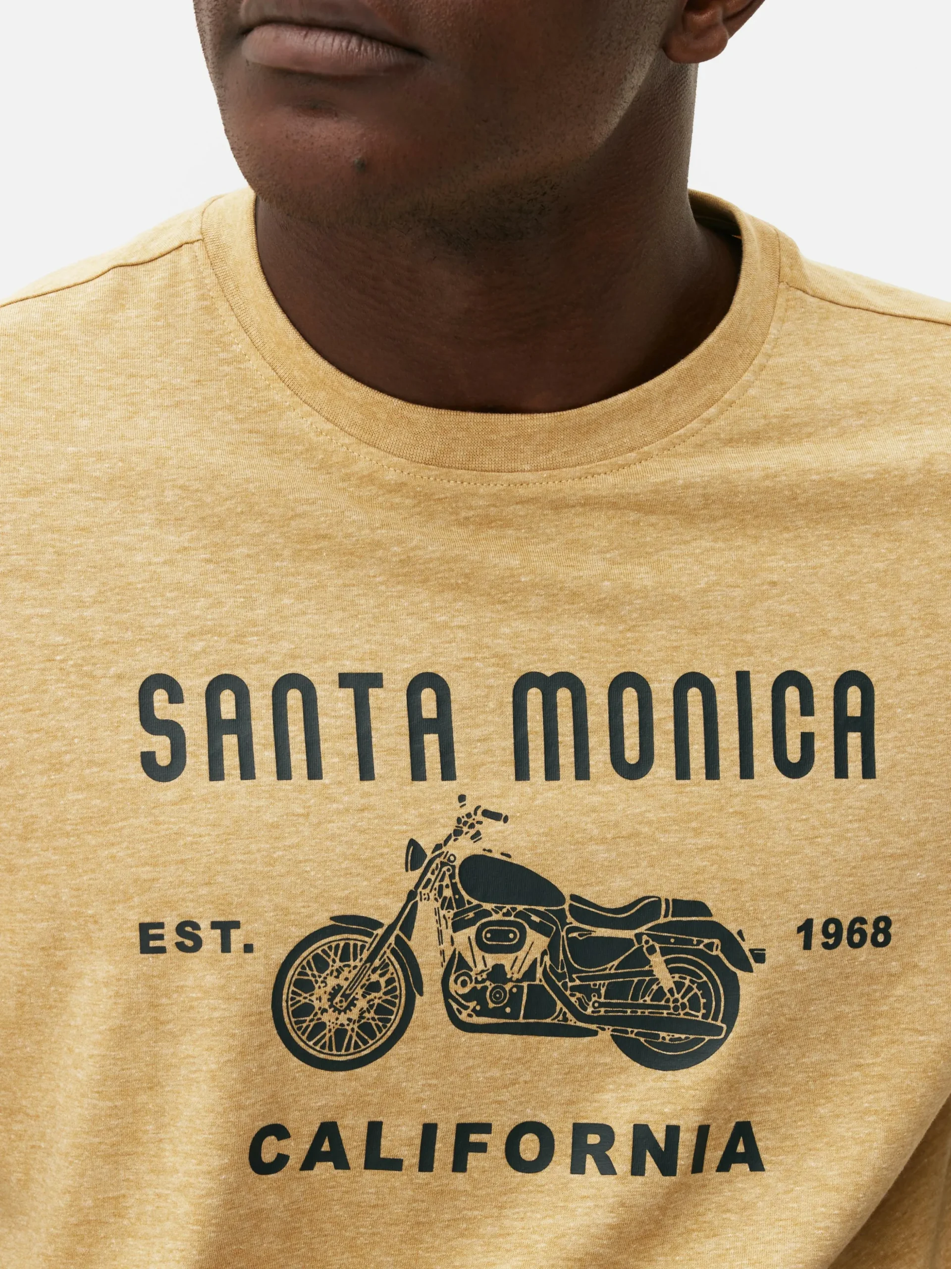 Camiseta Con Estampado Gráfico De «Santa Mónica»