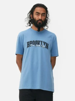Camiseta Con Estampado Gráfico De «Brooklyn»
