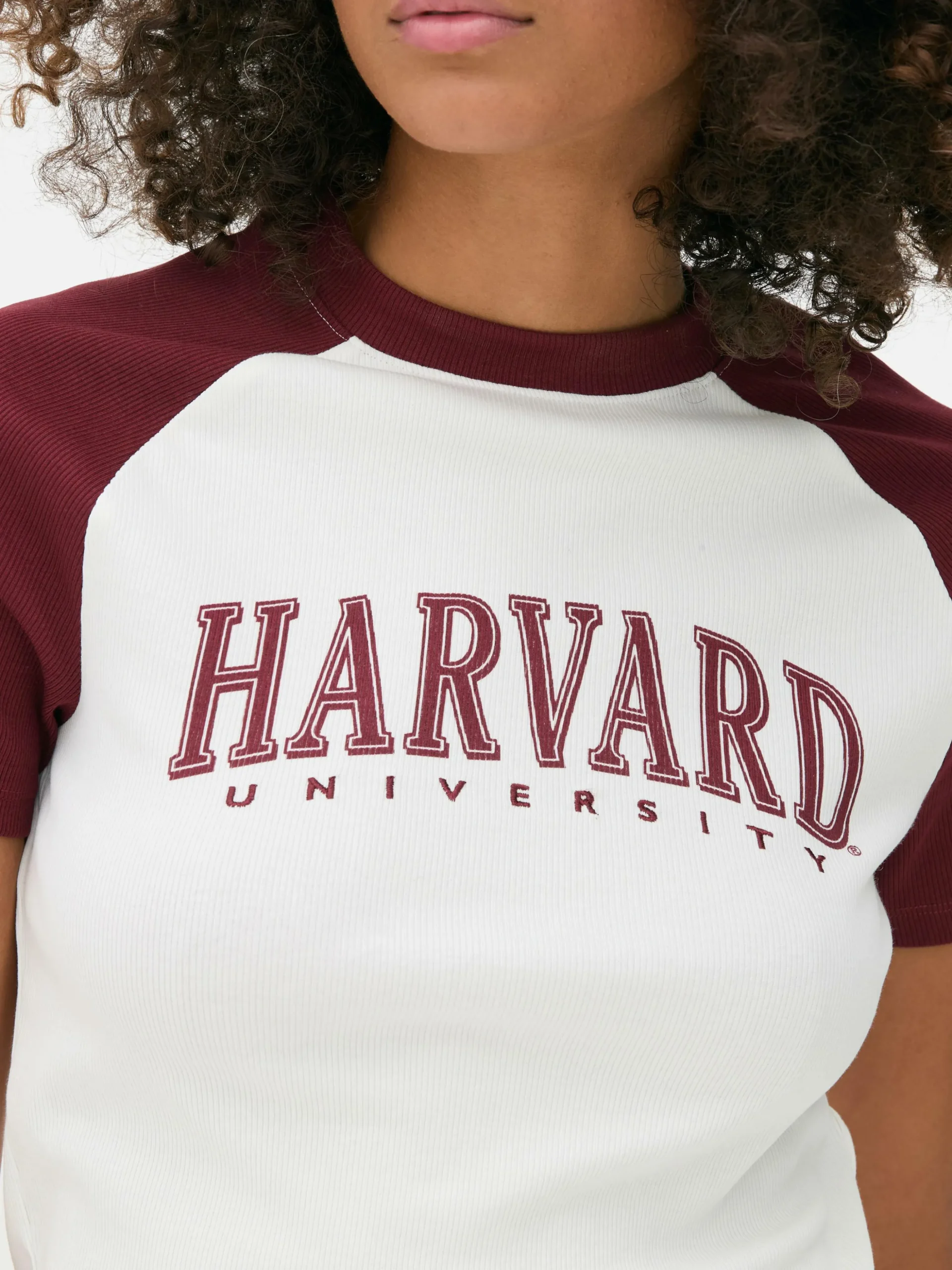 Camiseta Corta De Harvard Estilo Raglán