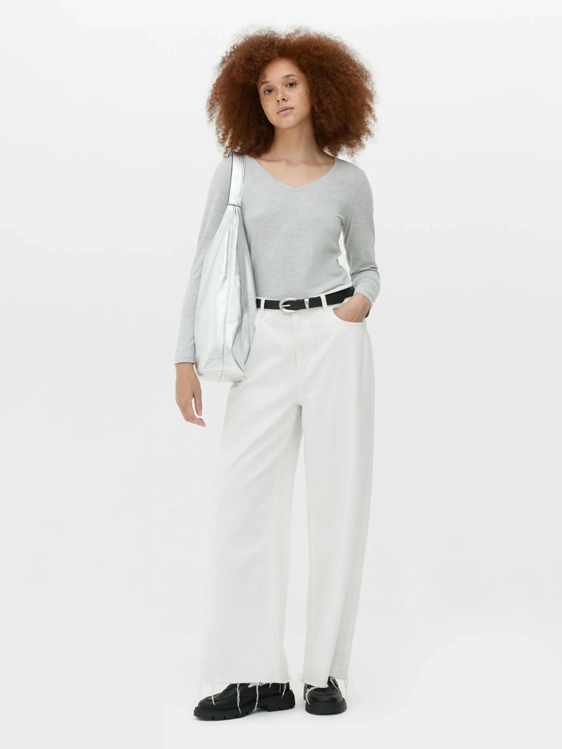 Camiseta De Manga Larga Con Cuello De Pico