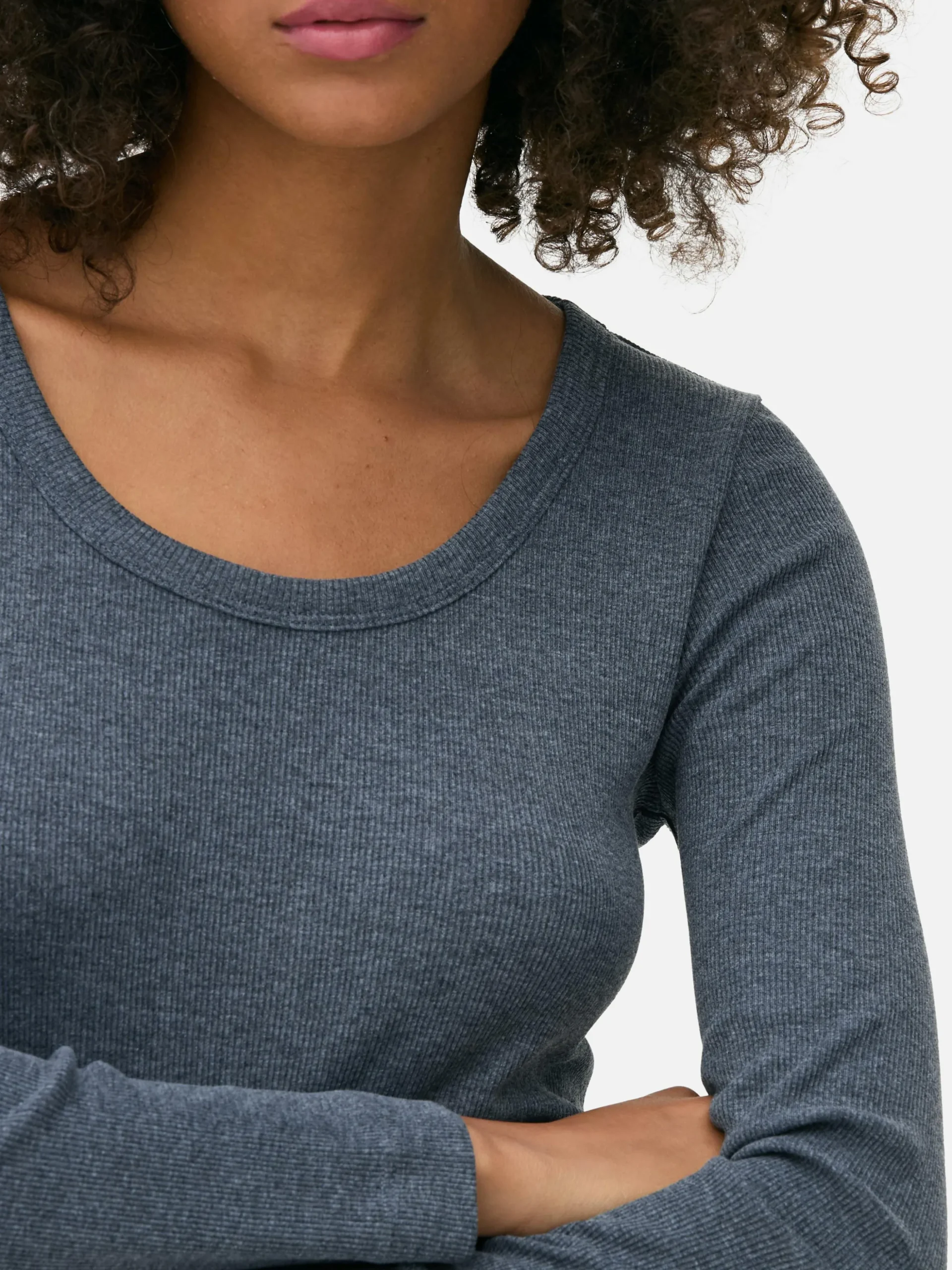 Camiseta De Manga Larga Con Escote Amplio