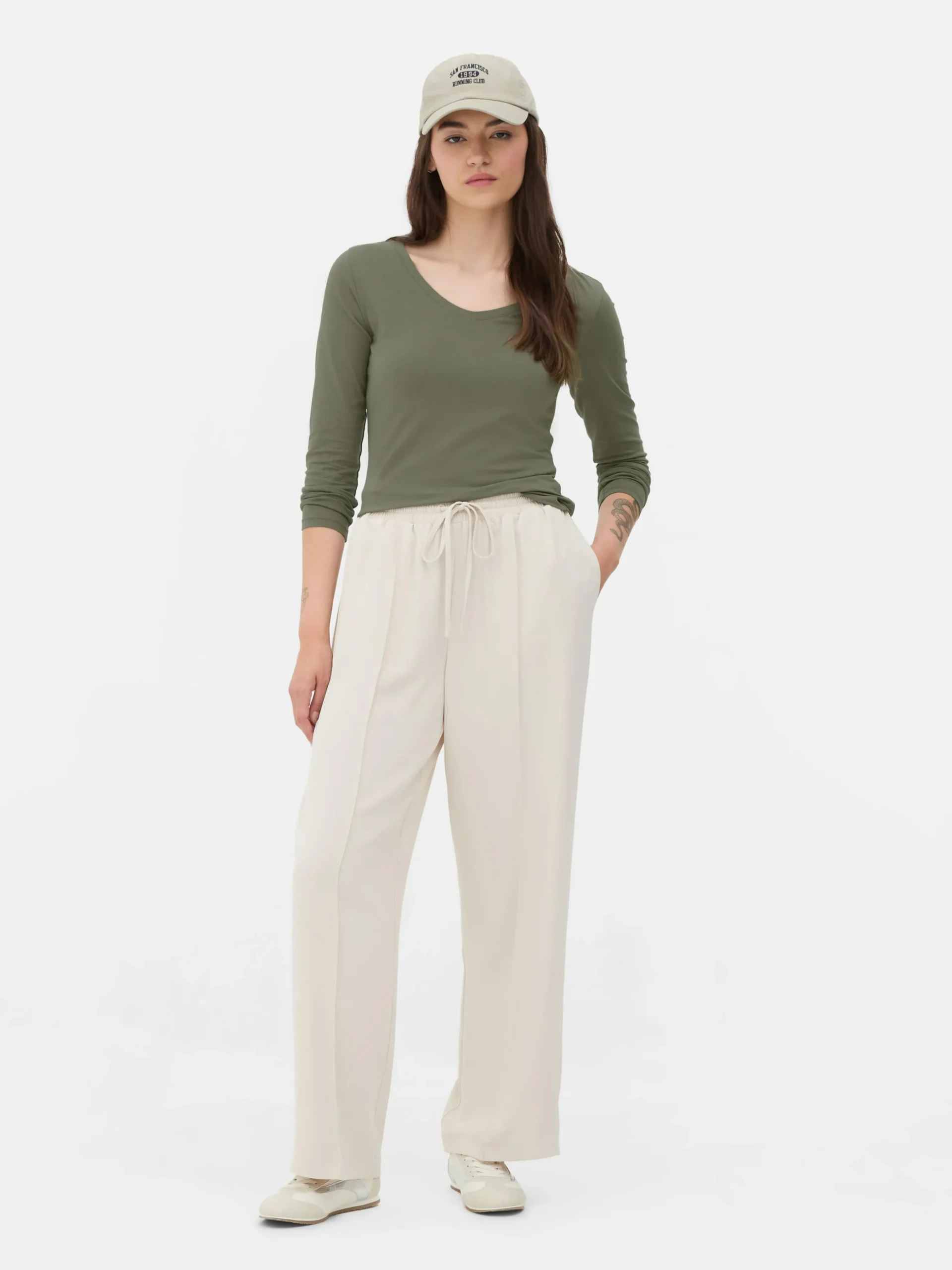 Camiseta De Manga Larga De Cuello De Pico