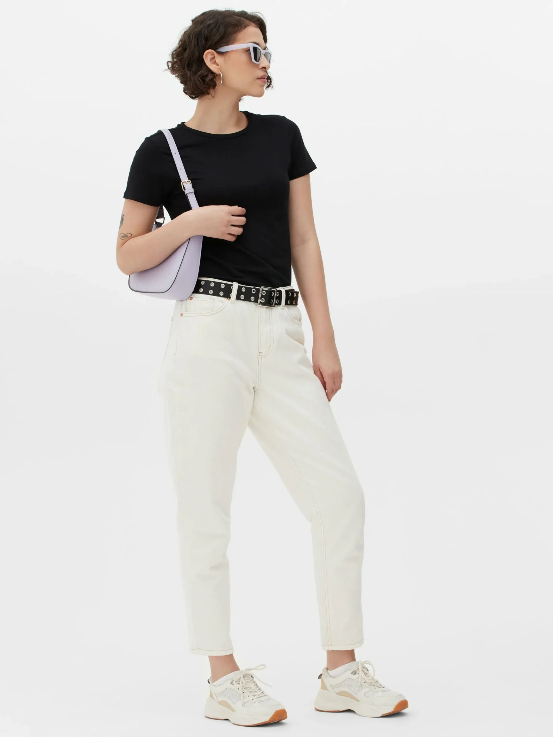 Camiseta Elástica Con Cuello Redondo