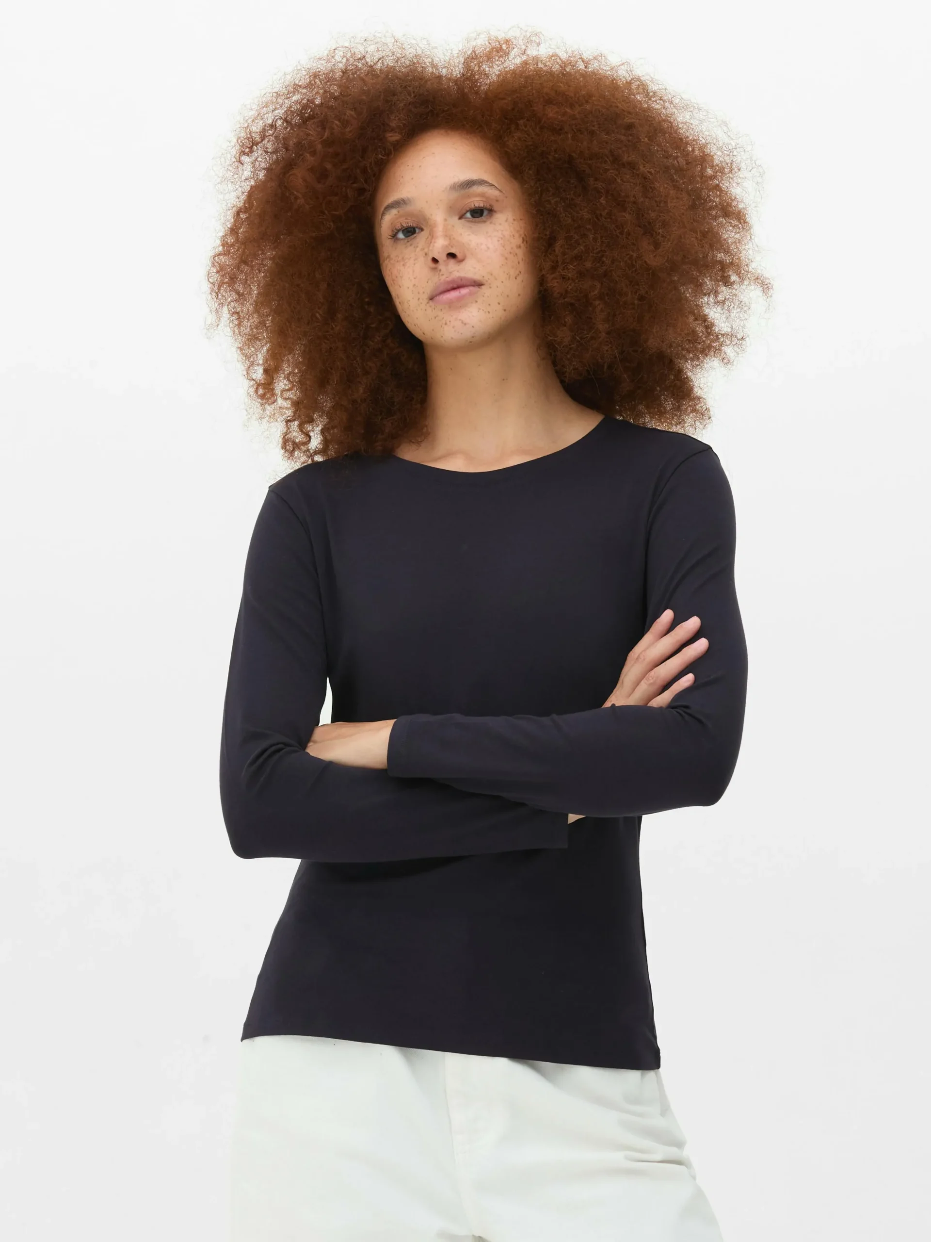 Camiseta Elástica De Manga Larga Con Cuello Redondo