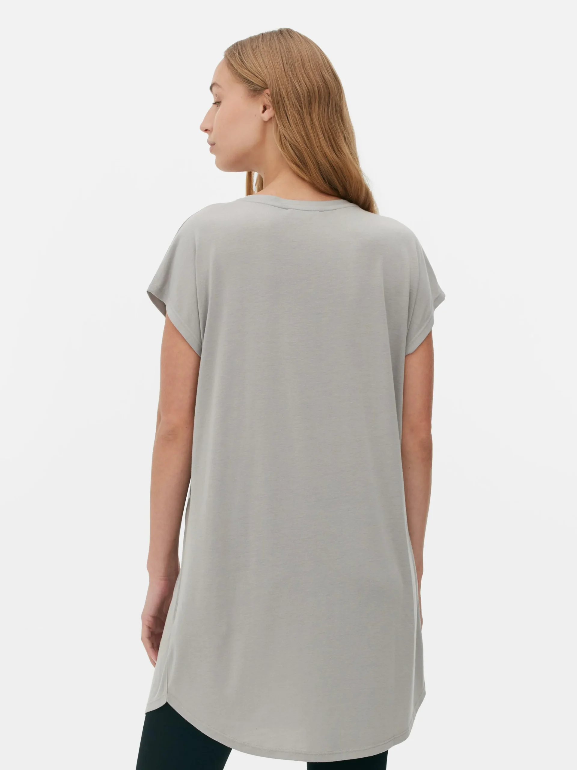 Camiseta Larga De Cuello Redondo