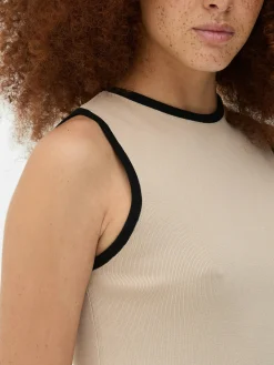 Camiseta Larga Sin Mangas De Cuello Redondo