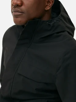 Chubasquero Con Capucha Y Cremallera