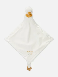 Colcha Bordada Con El Lema «Born In 2024»