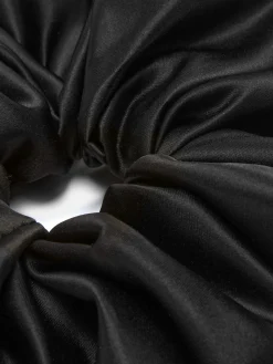 Coletero Grande De Satén