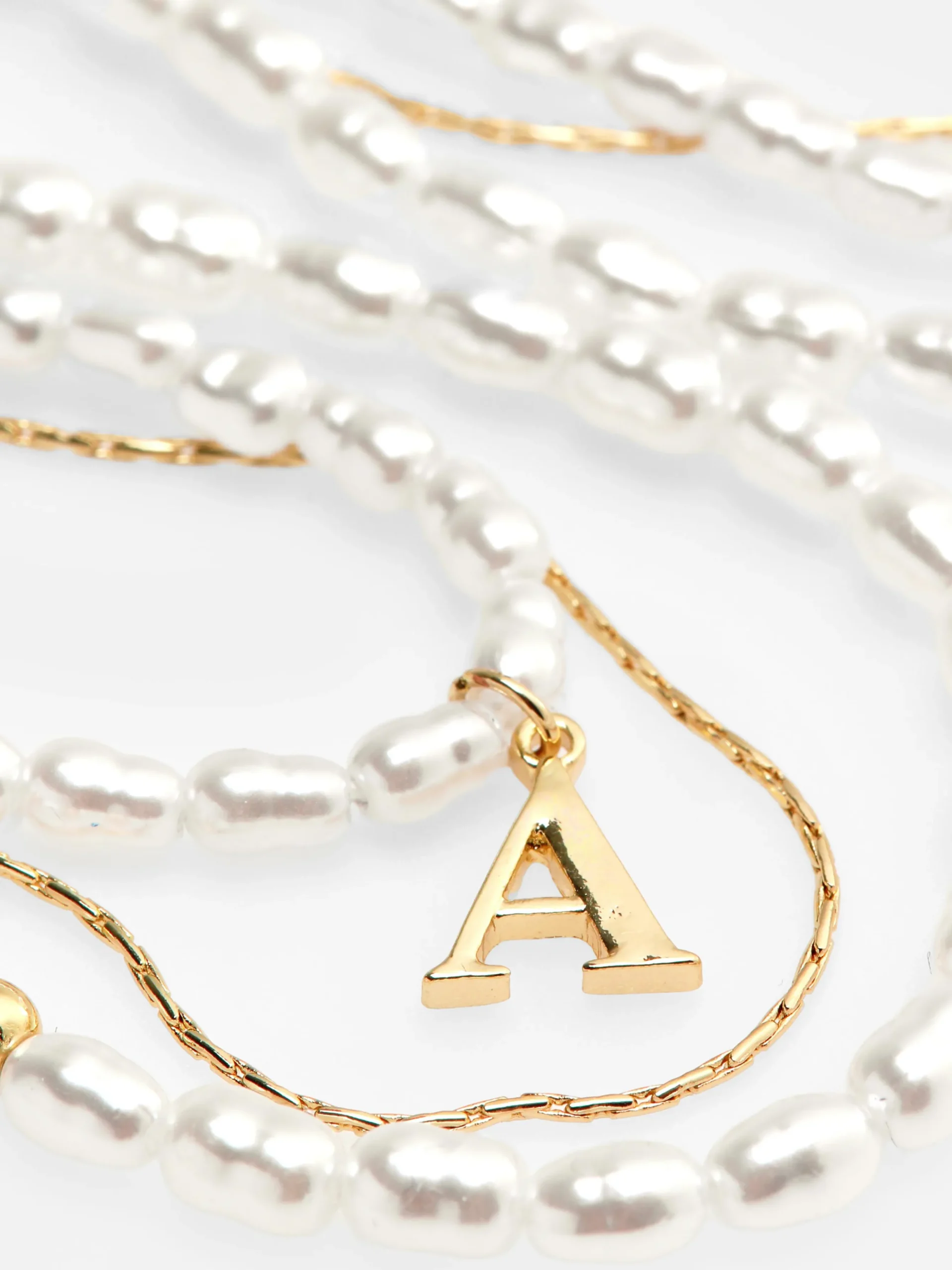 Collar De Triple Cadena Con Inicial