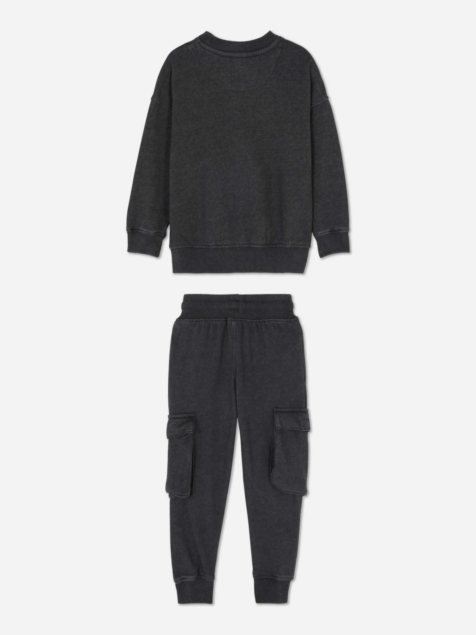 Conjunto De Sudadera Y Joggers Cargo A Juego