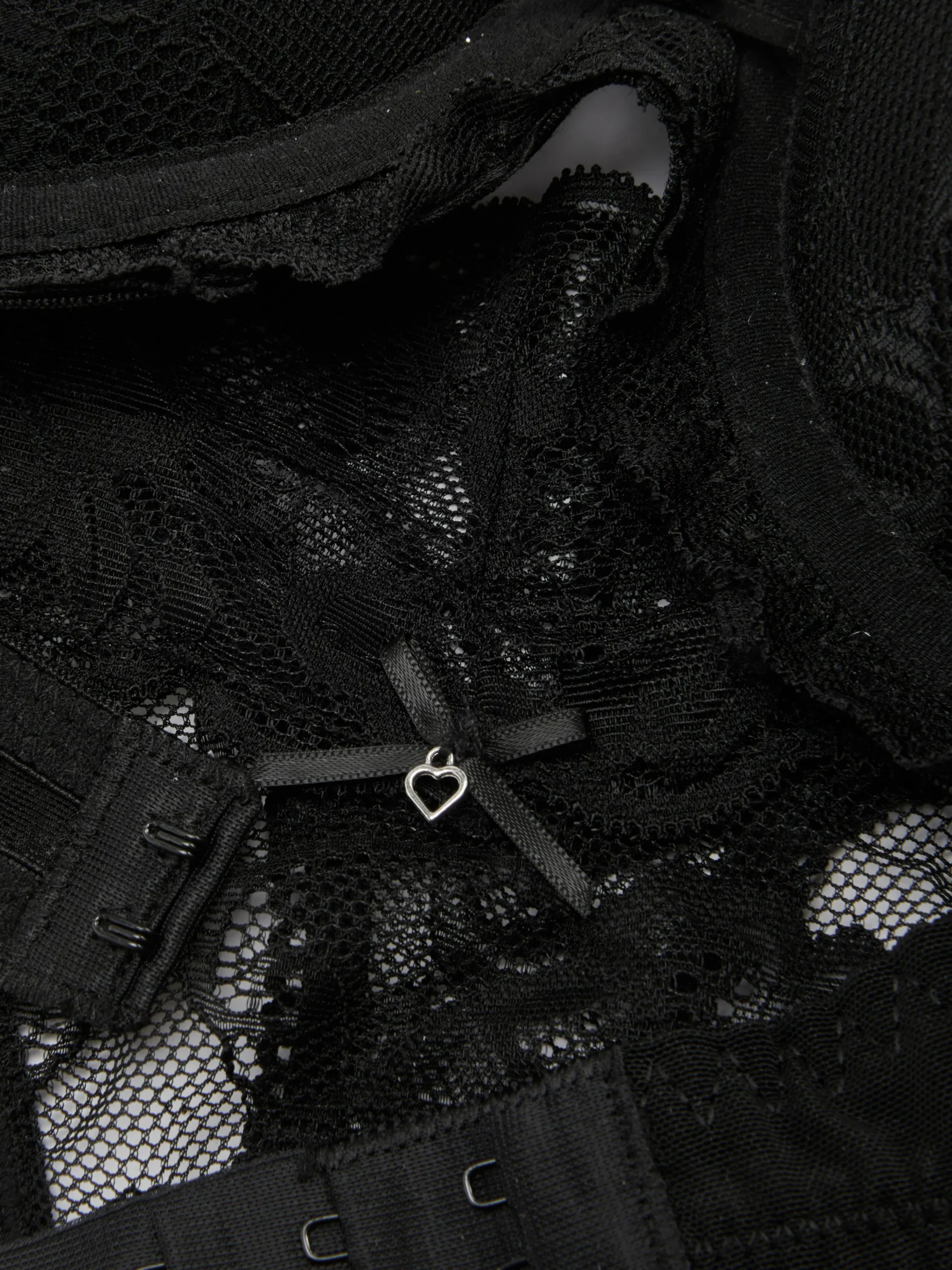 Conjunto De Sujetador Push-up Y Tanga De Encaje