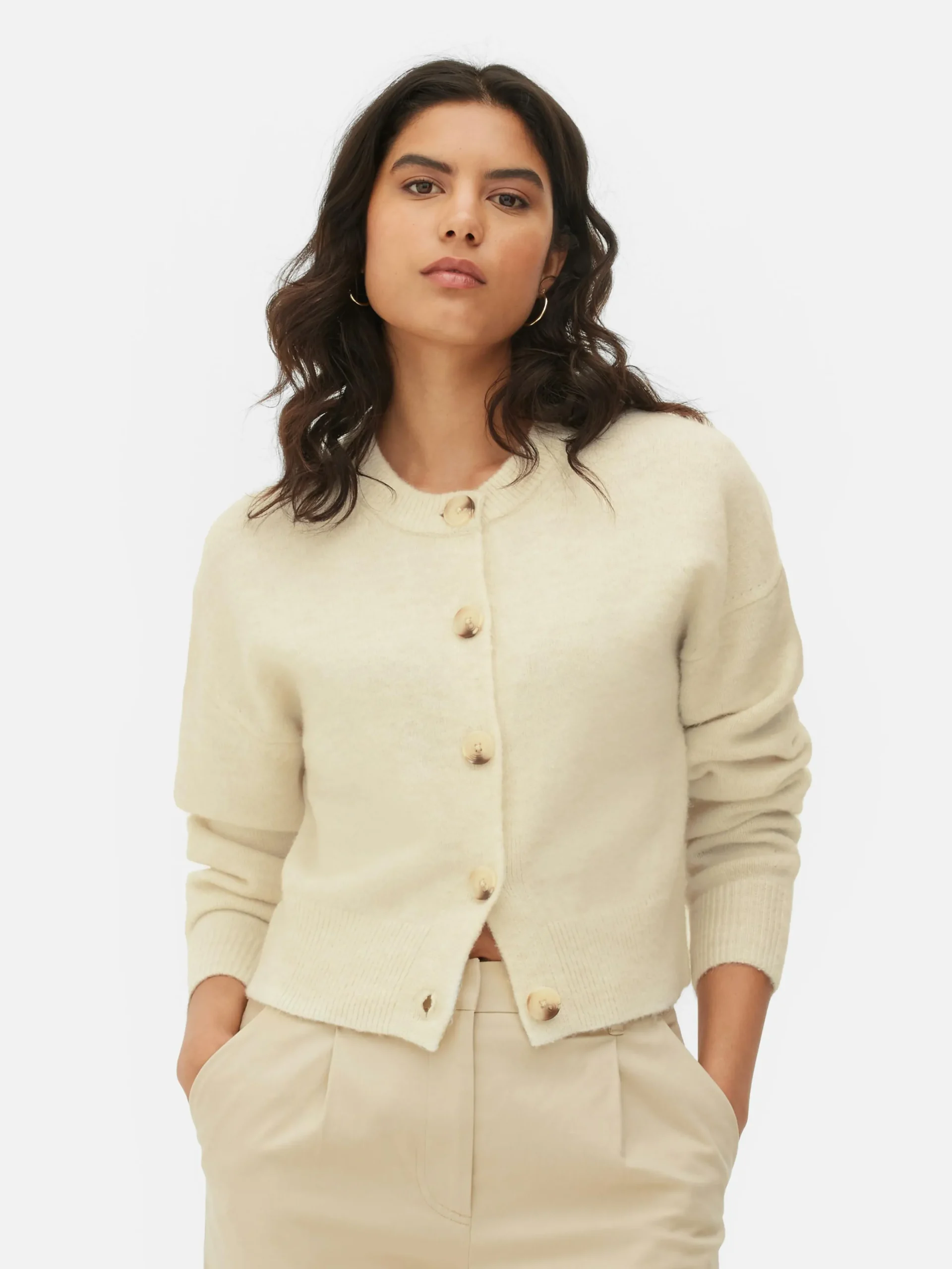 Cárdigan De Cuello Redondo Con Botones