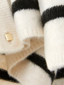 Cárdigan De Punto Con Botones