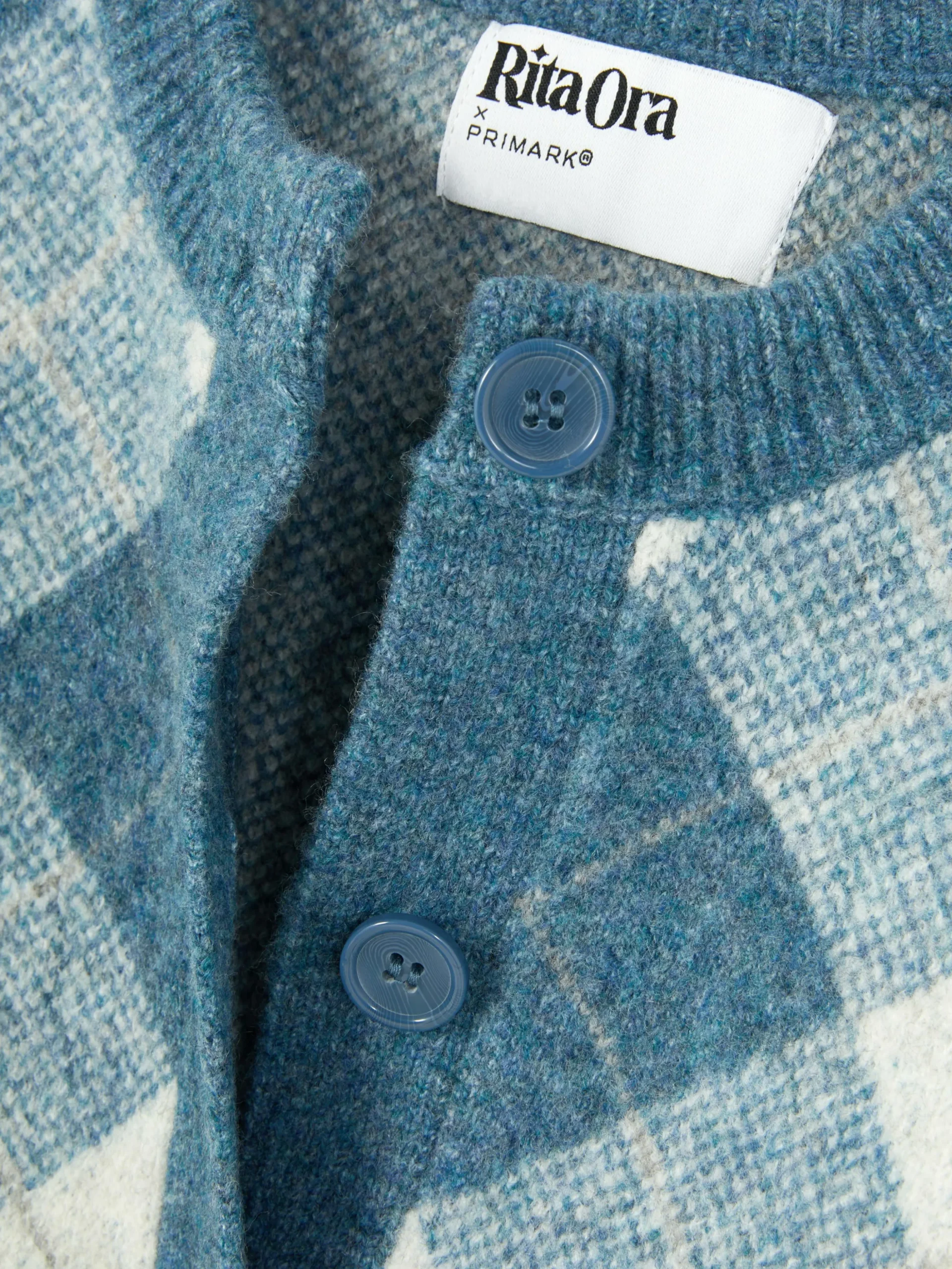 Cárdigan De Punto Con Rombos De Rita Ora