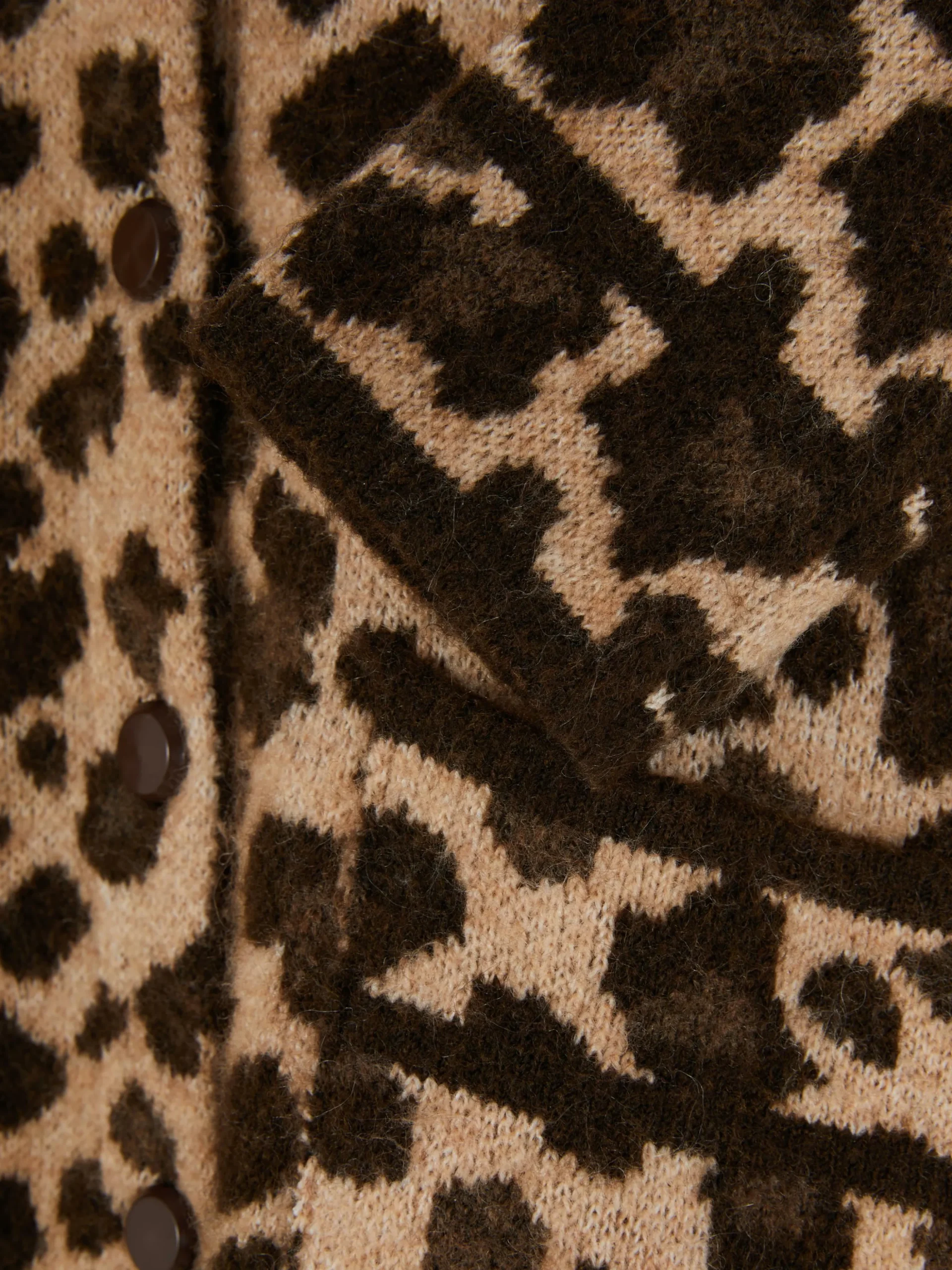 Cárdigan Tipo Bómber Con Estampado De Leopardo