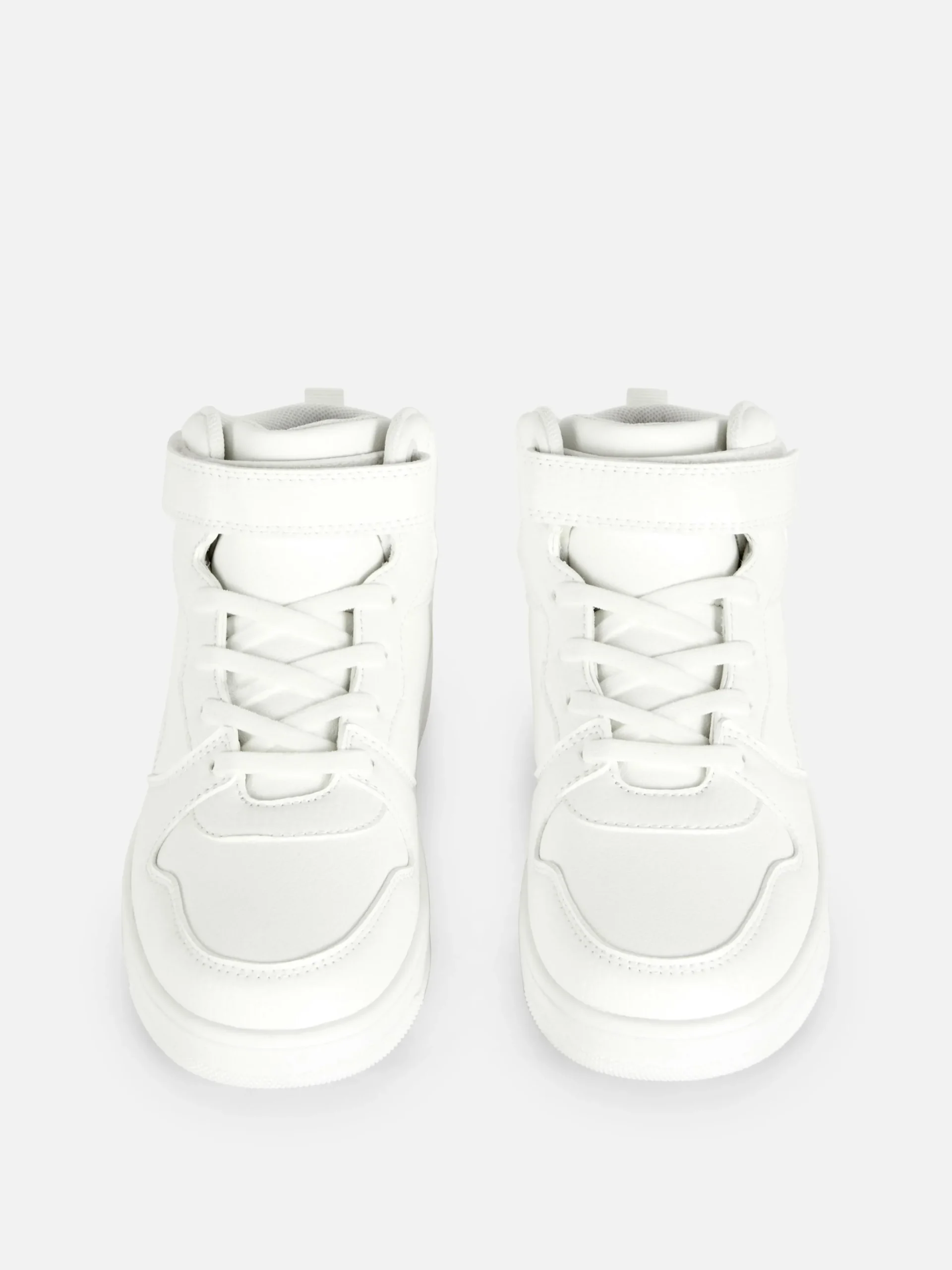 Deportivas De Caña Alta Y Suela Gruesa