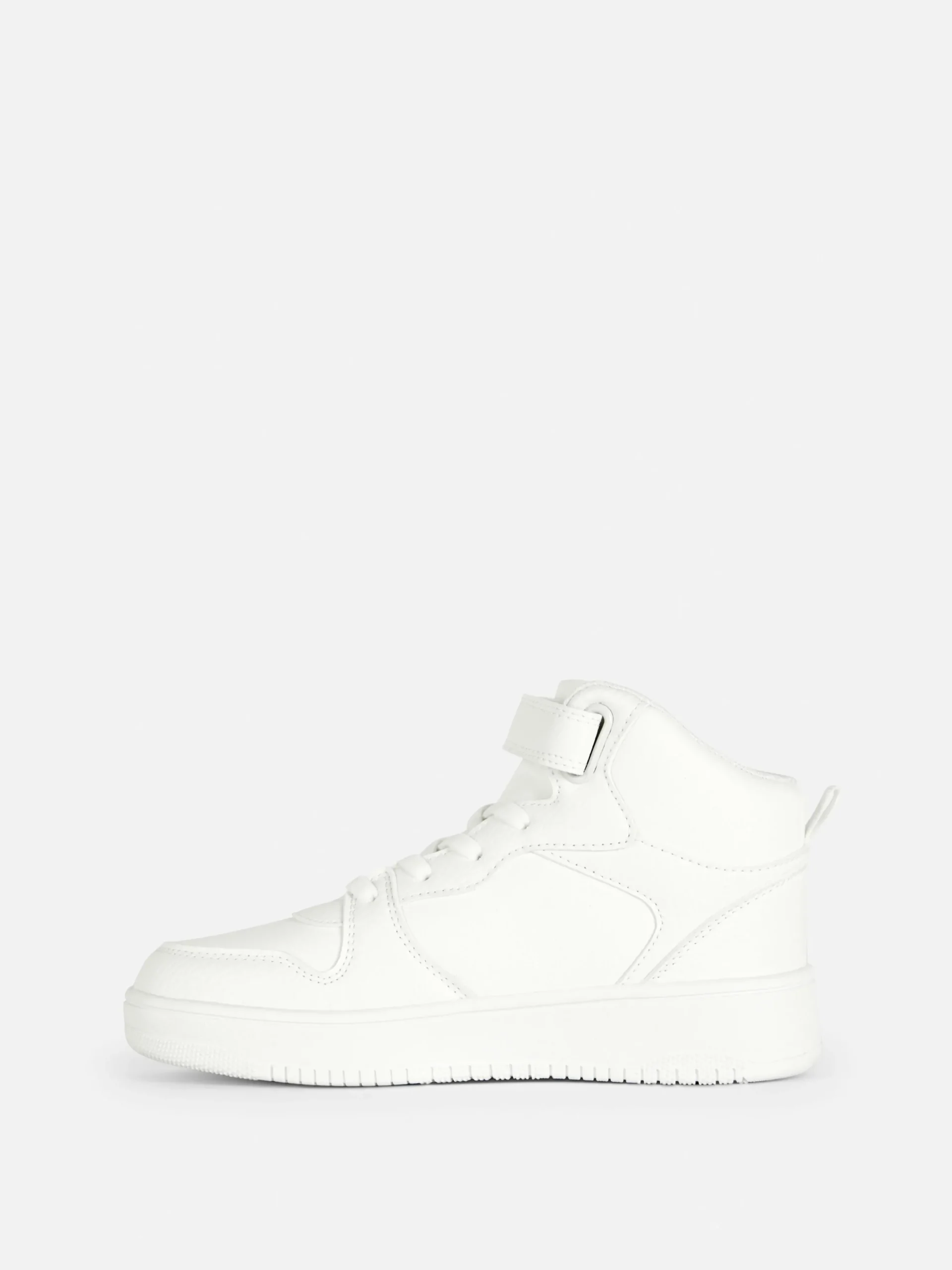 Deportivas De Caña Alta Y Suela Gruesa