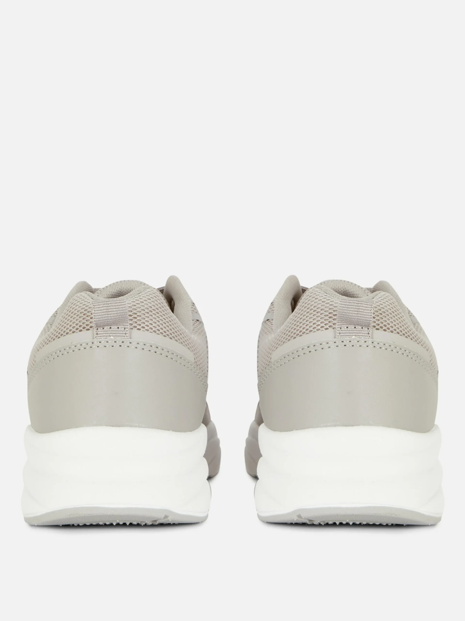 Deportivas De Malla Gruesa