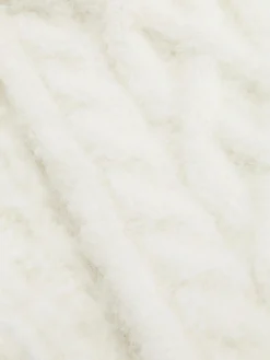 Diadema De Punto De Ochos De Rita Ora