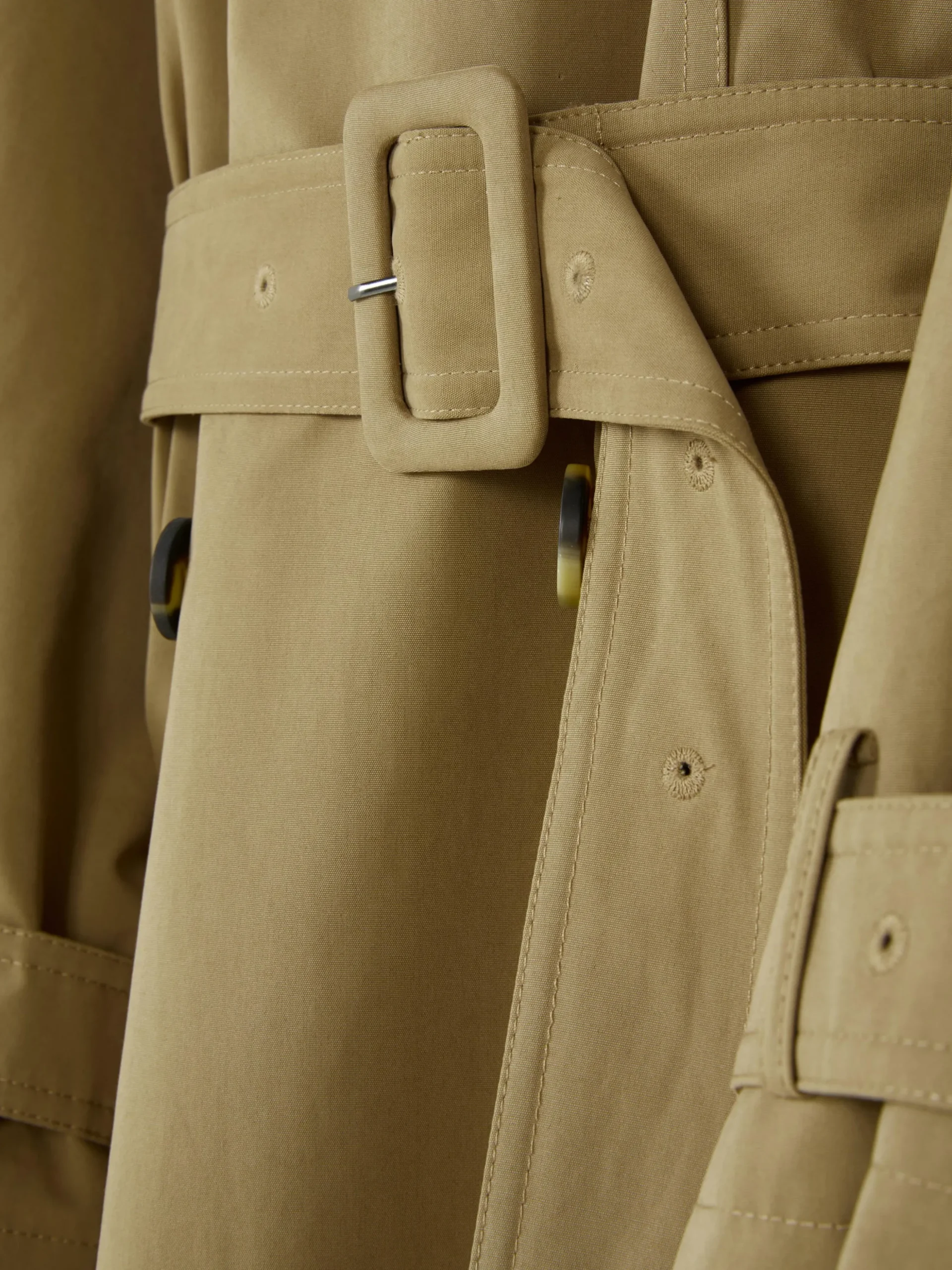 Gabardina Con Capucha De Rita Ora