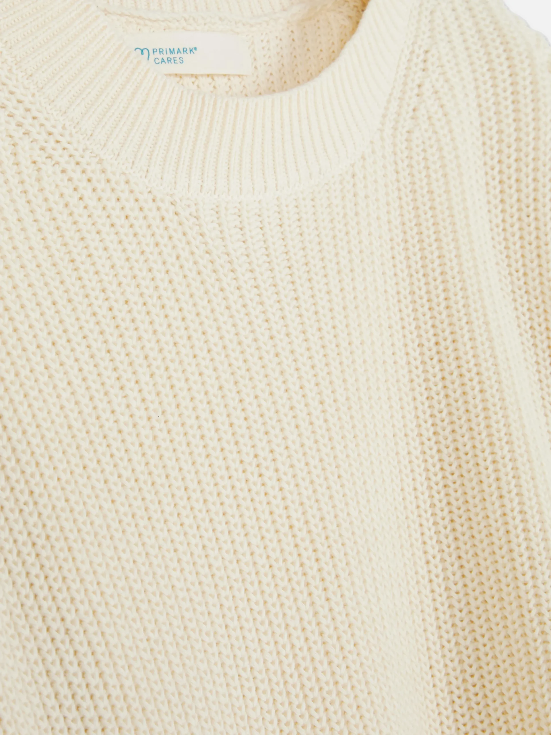 Jersey A Rayas Con Detalle De Botones